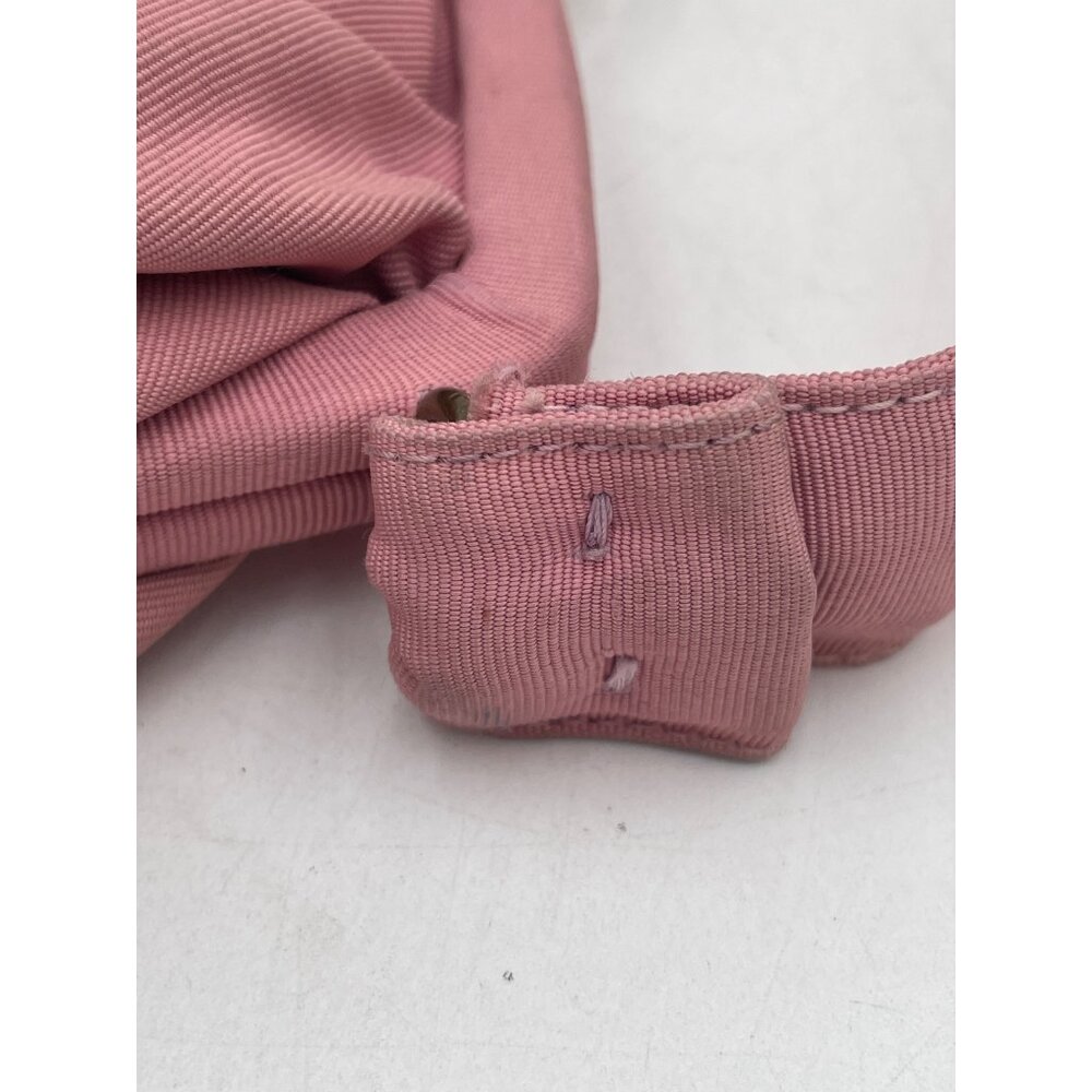 Vintage Pink Pleated Handbag With Gold Kiss Lock Closure & Satin Lining - Picture 8 of 10